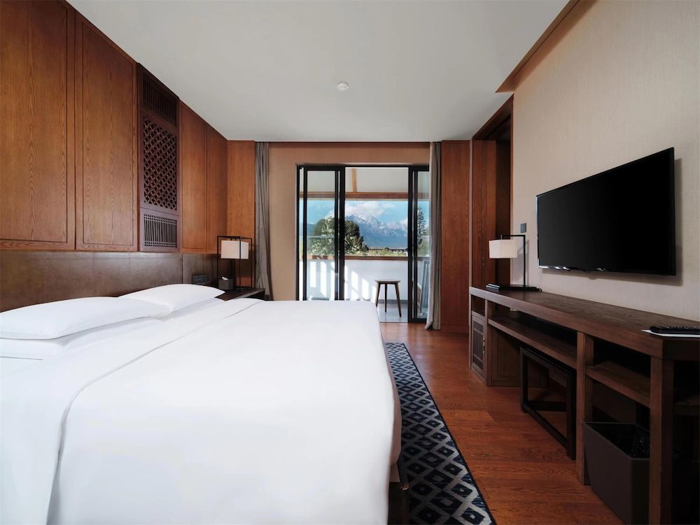 Snow Mountain Twin Room
