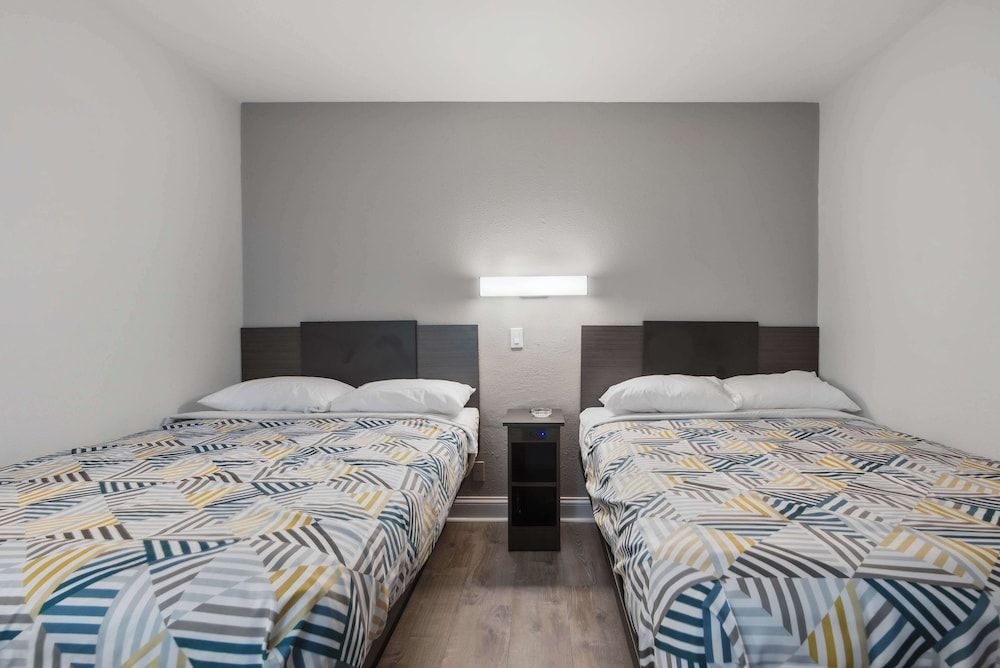 Standard Room, 2 Double Beds, Smoking