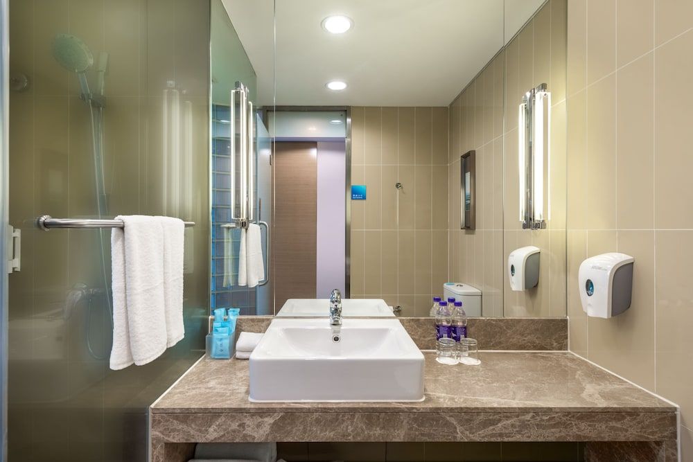 Holiday Inn Express Beijing Yizhuang by IHG Suite, 2 Bedrooms, Kitchen (Dining) 4