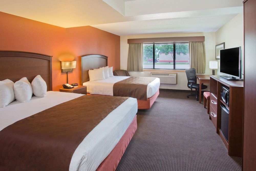 Room, 2 Queen Beds, Accessible, Non Smoking (Mobility)