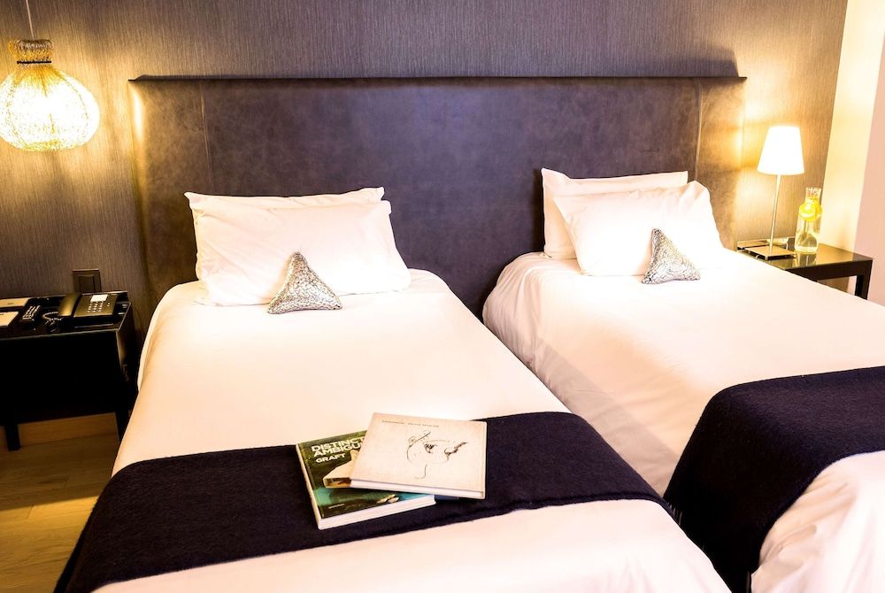 Room, 2 Twin Beds, City View (Concept)