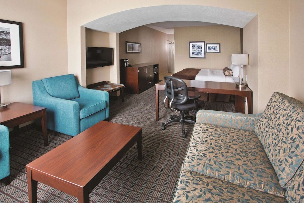 Deluxe Room, 1 King Bed, Non Smoking (Deluxe Executive Room)