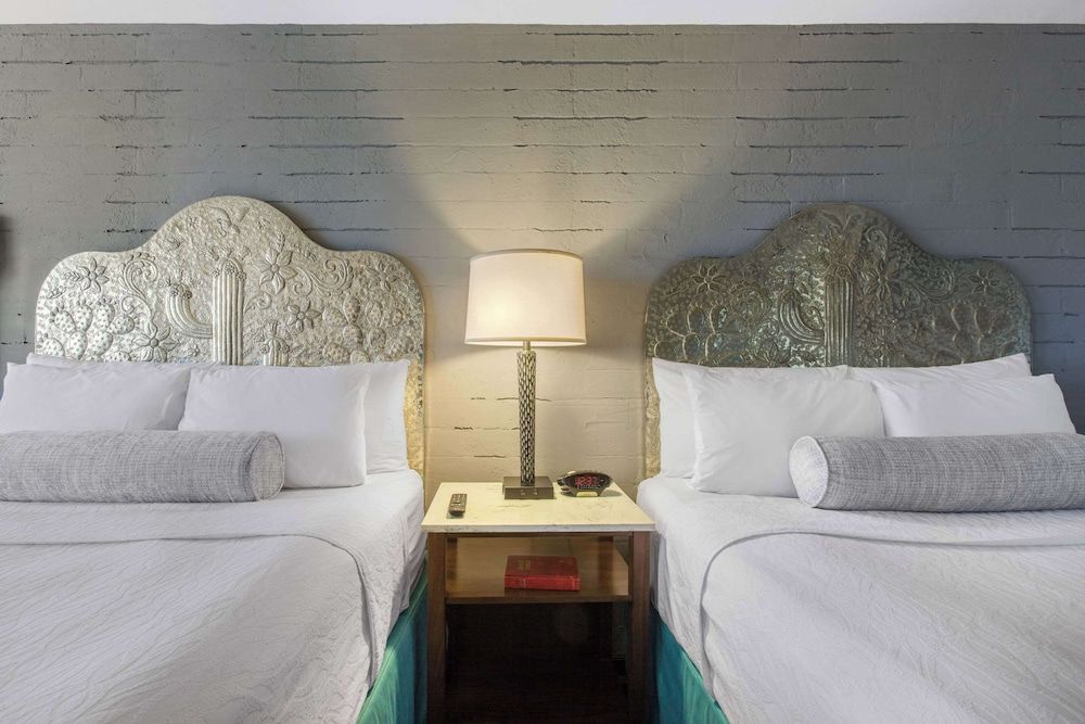 Standard Room, 2 Queen Beds, Non Smoking
