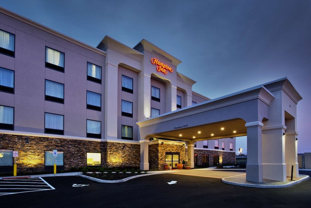 undefined Hampton Inn Niagara Falls/Blvd 7