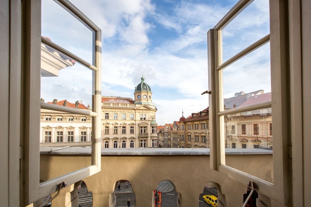 undefined Miss Sophie's Charles Bridge 5