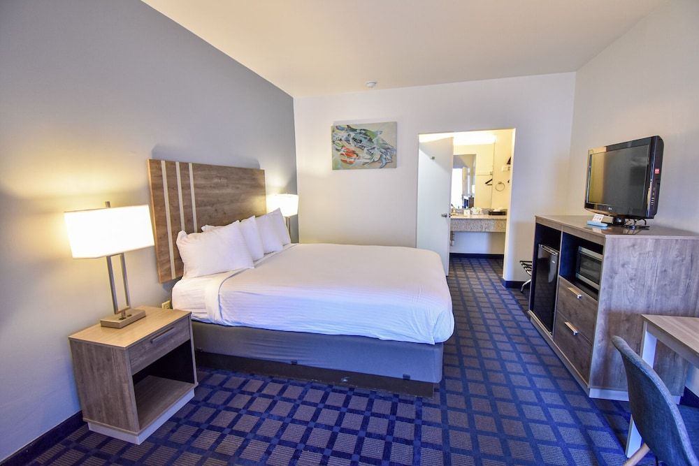 St Michaels Inn Standard Room, 1 Queen Bed 6