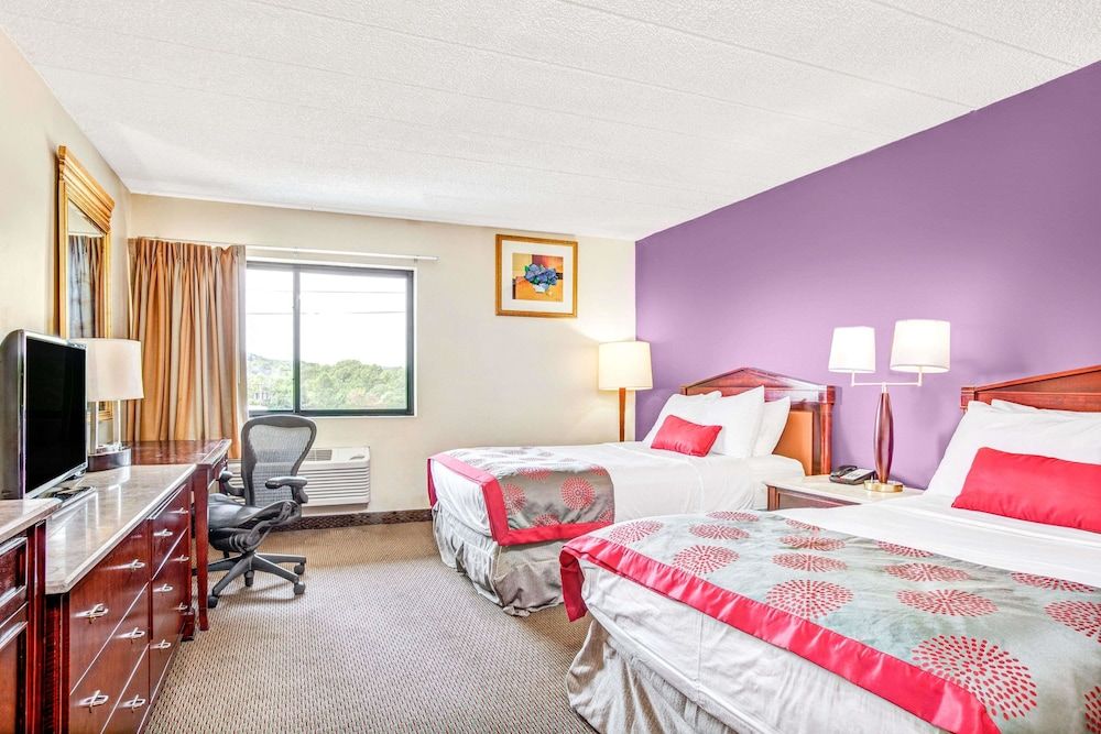 Efficiency, Room, 2 Double Beds, Non Smoking