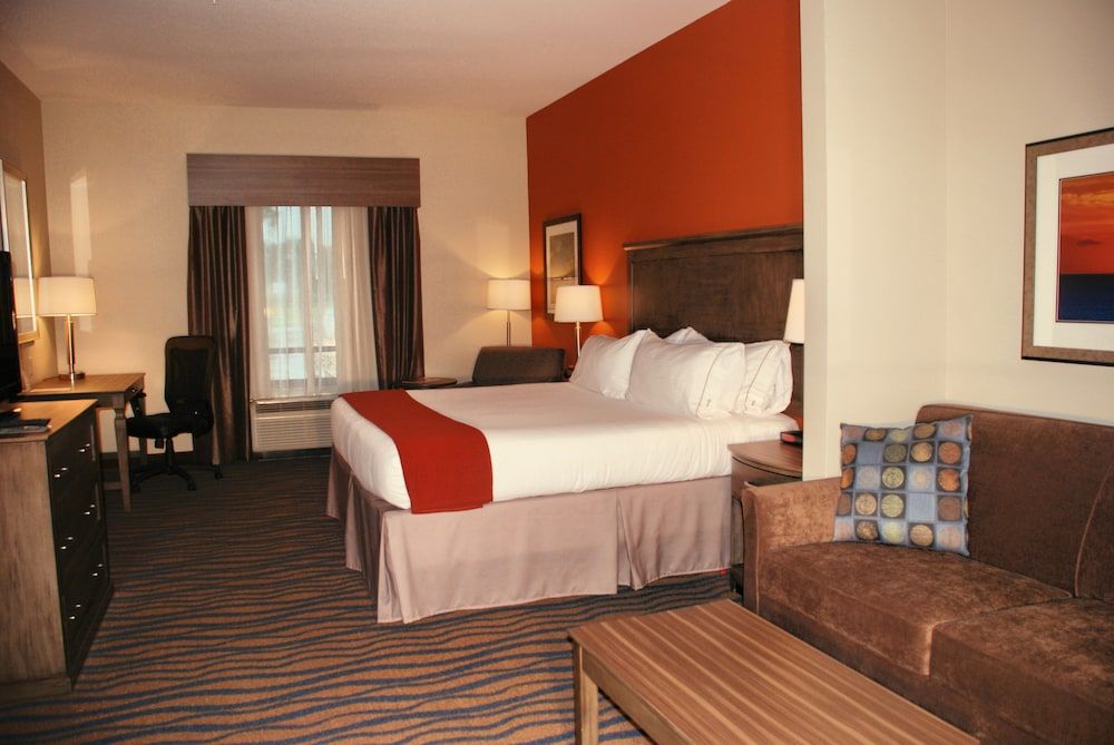 Suite, 1 King Bed (Additional Living Area)