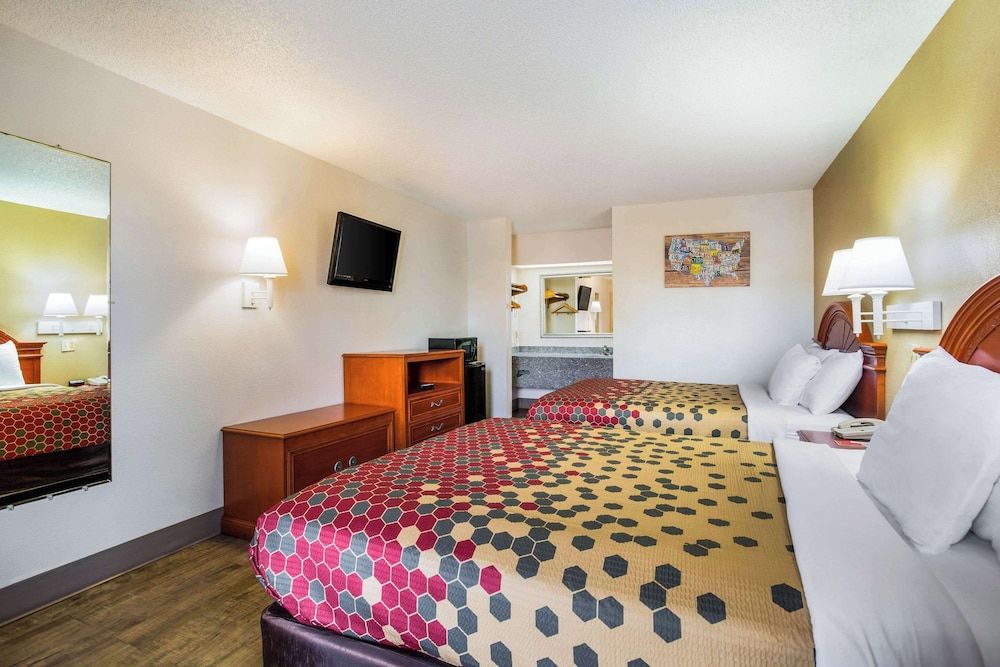 Room, 2 Queen Beds, Non Smoking