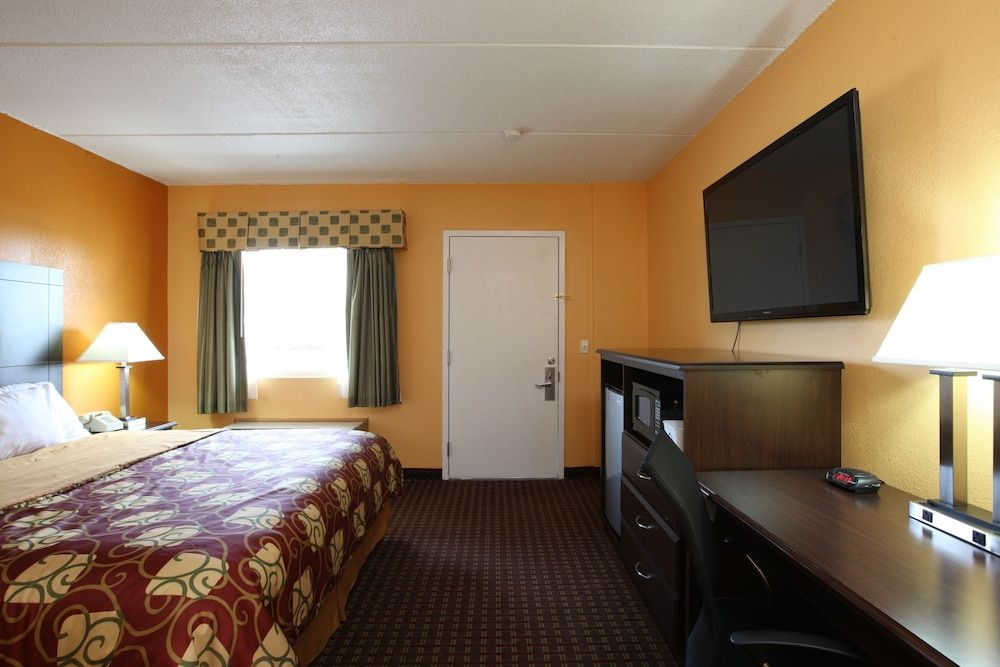 Standard Room, 1 King Bed, Non Smoking