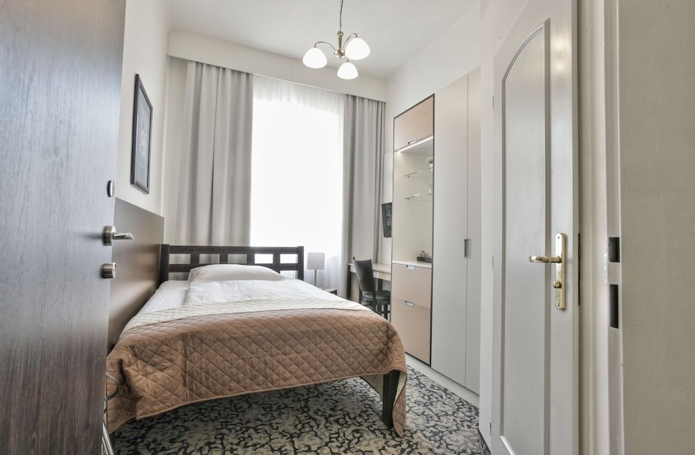 undefined Hotel Máchova 2