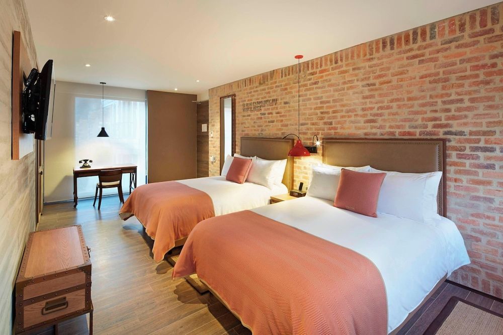 undefined The Artisan D.C. Hotel, Autograph Collection 5