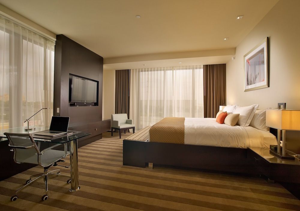 EB Hotel Miami Standard King 3