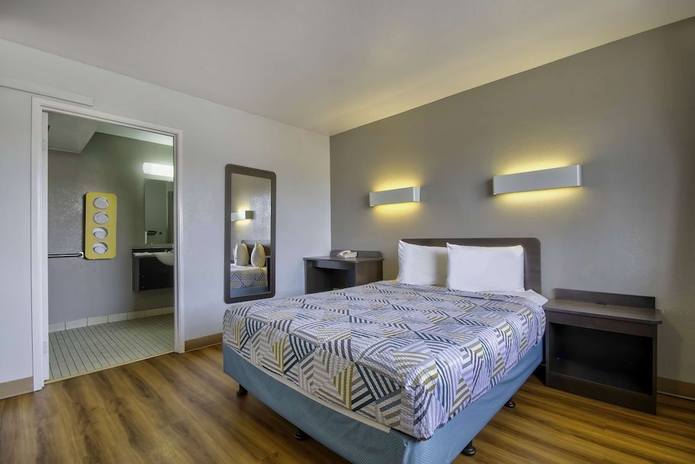 Standard Room, 1 Double Bed, Accessible, Non Smoking