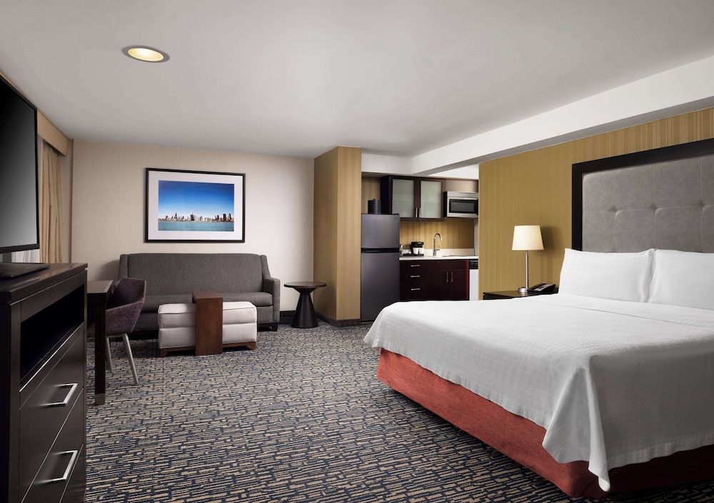 undefined Homewood Suites by Hilton Chicago Downtown/Magnificent Mile 2