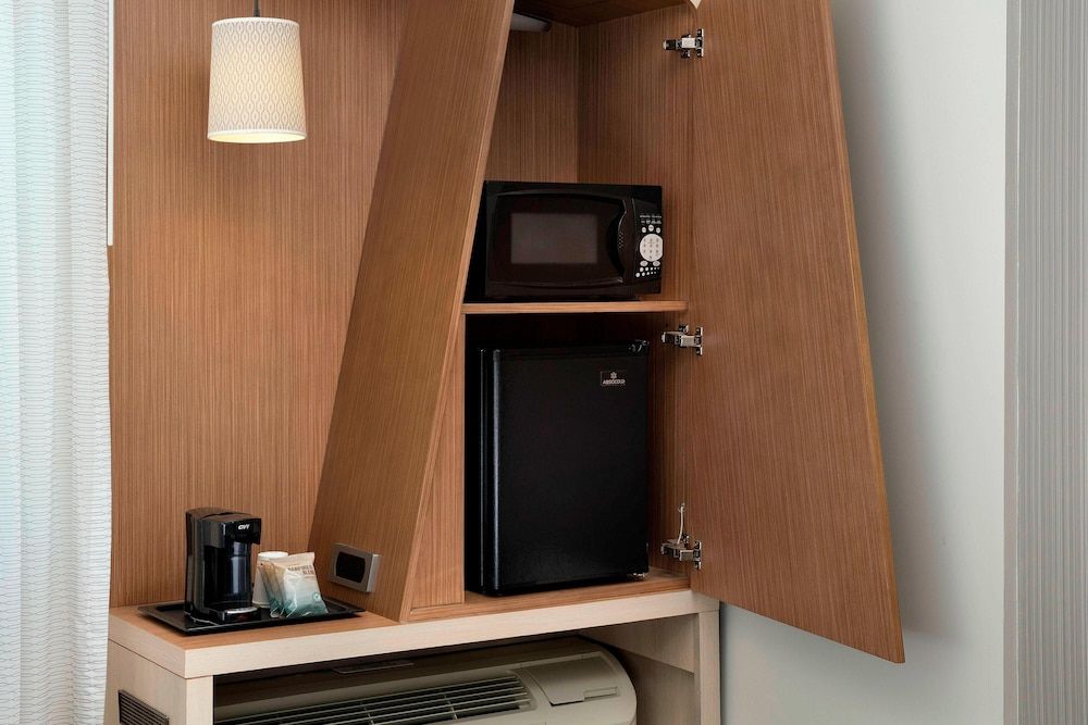 undefined Courtyard by Marriott Houston NW/290 Corridor 2