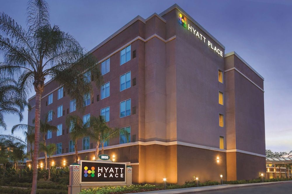 undefined Hyatt Place at Anaheim Resort/Convention Center 4