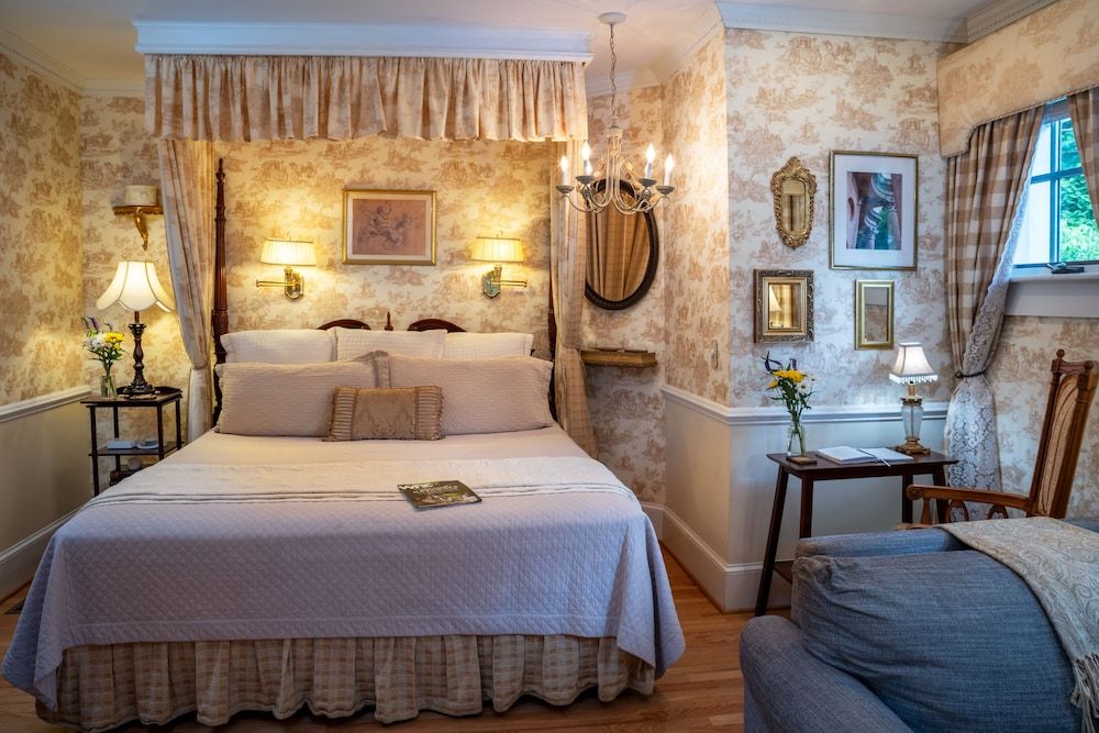 Suite (Grosvenor Square - Dog Friendly)