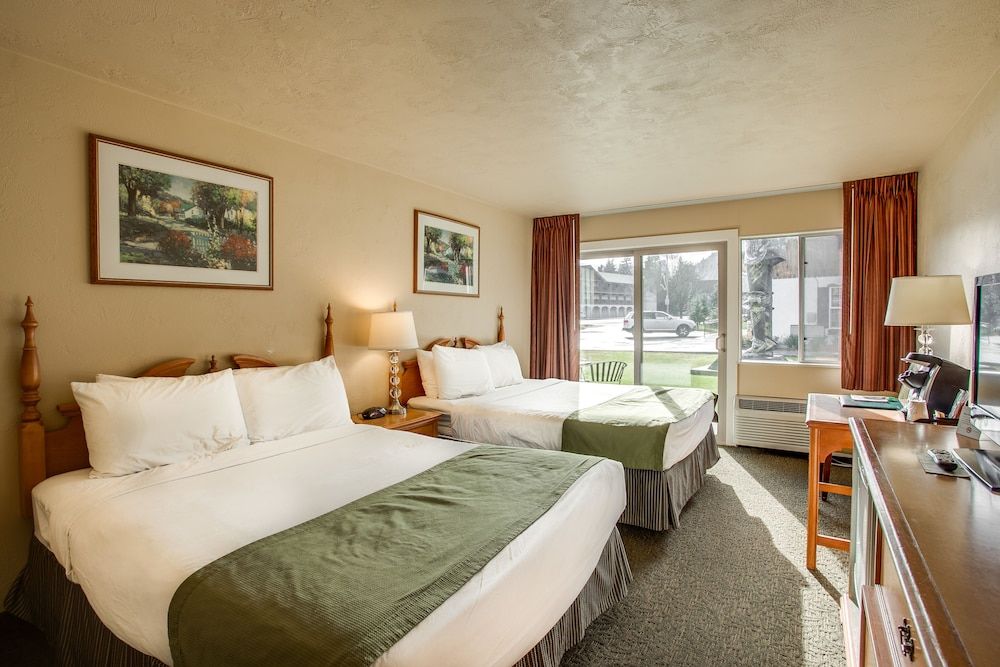 Der Ritterhof Inn Standard Room, 2 Queen Beds (No Pets Allowed) 2