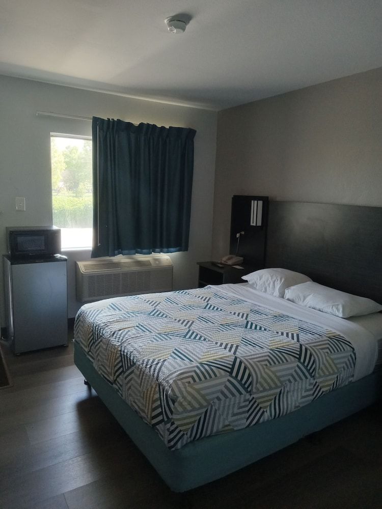 Deluxe Room, 1 Double Bed, Accessible, Non Smoking