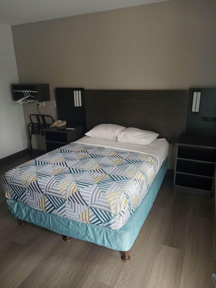 Deluxe Room, 1 Double Bed, Non Smoking, Refrigerator