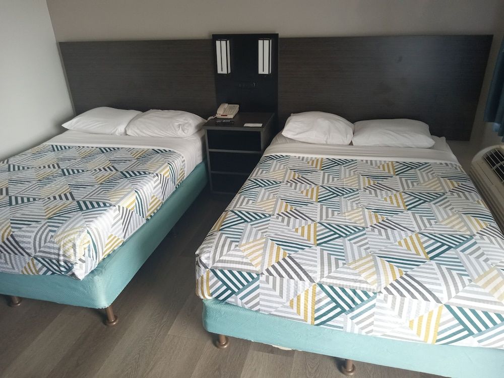 Deluxe Room, 2 Double Beds, Non Smoking, Refrigerator