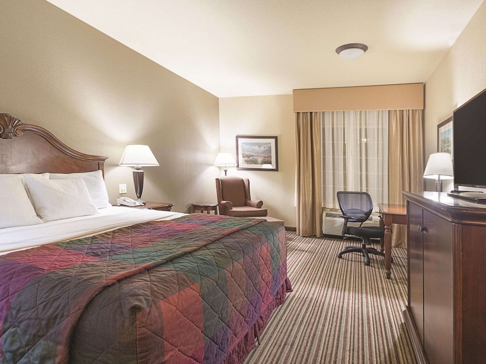 Room, 1 King Bed, Accessible