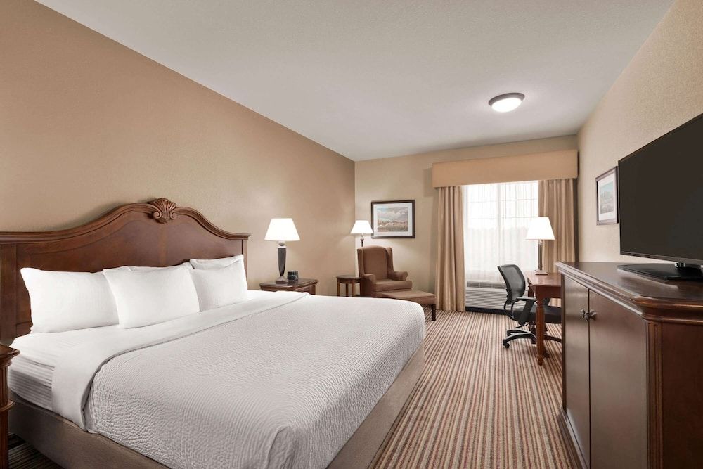 Room, 1 King Bed, Accessible