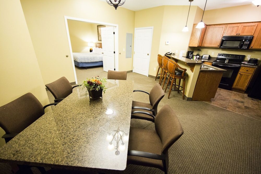 Bridges Bay Resort Superior Suite, 1 King Bed with Sofa bed, Kitchen 4