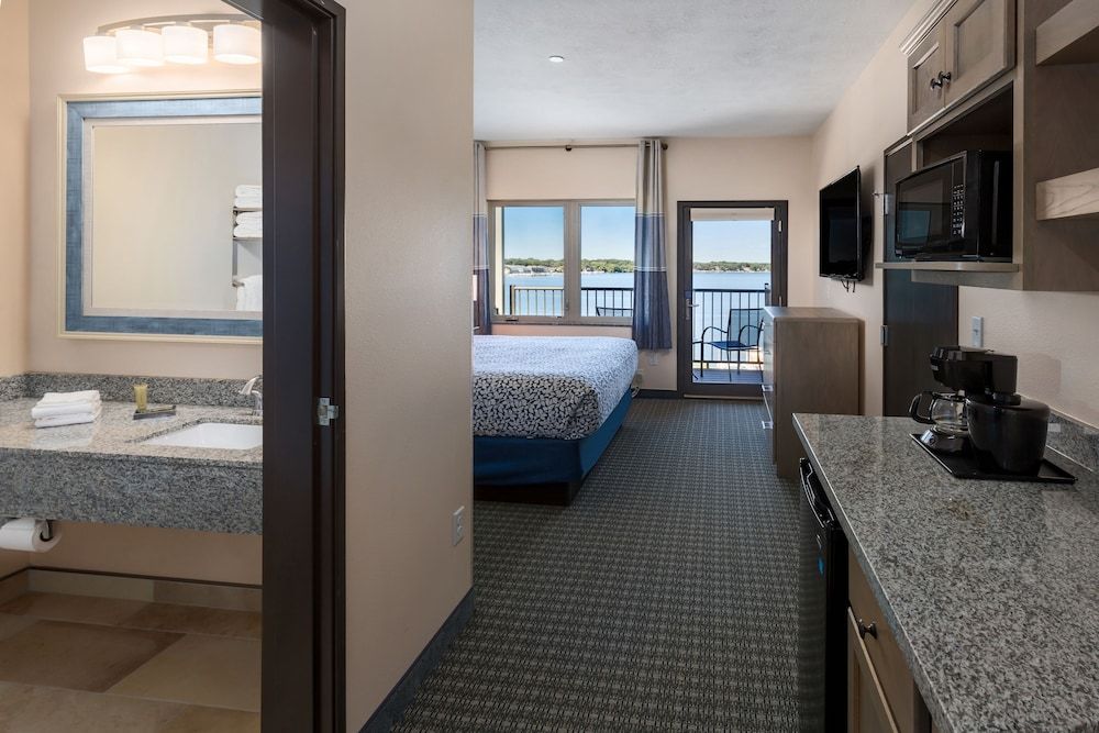 Bridges Bay Resort Room, 1 King Bed (Lakefront) 8