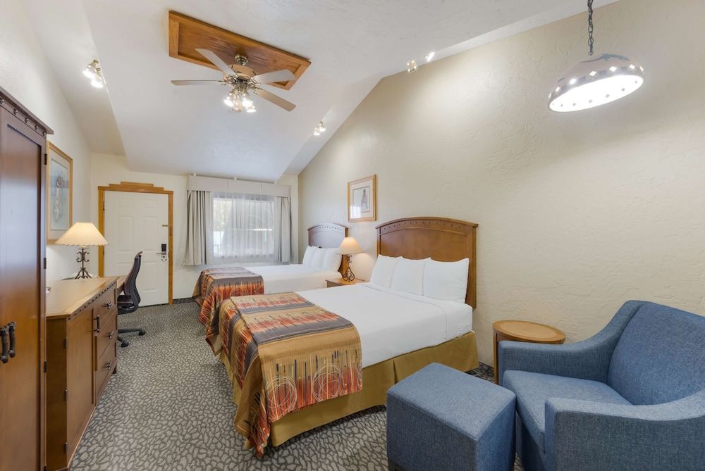 Standard Room, 2 Queen Beds, Non Smoking, Refrigerator