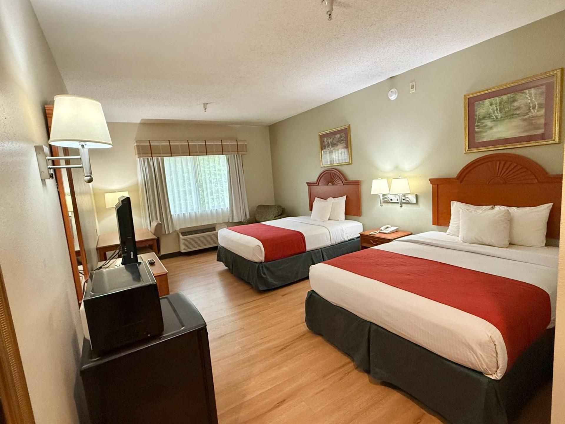 Americas Best Value Inn Wiggins Queen Room 22