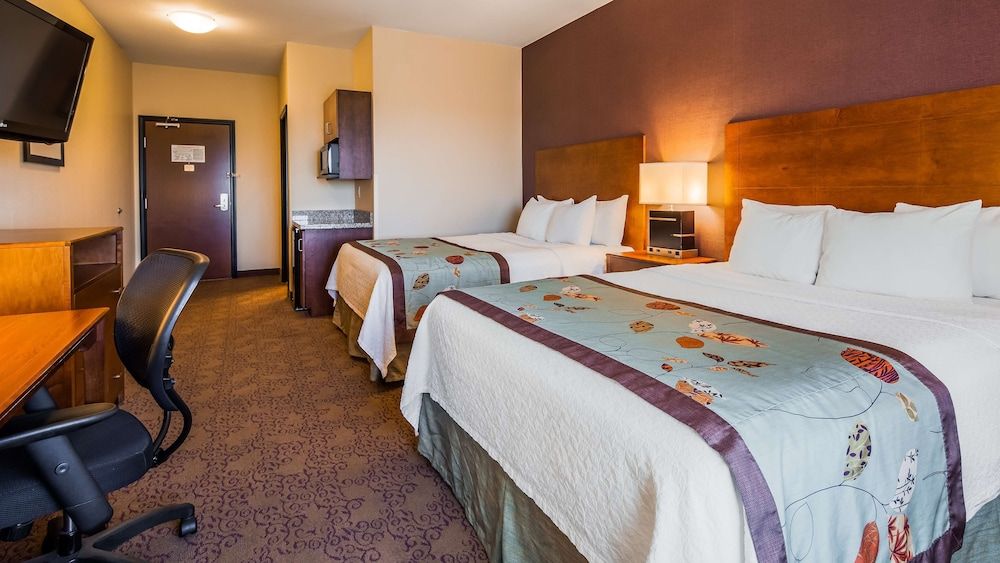 Standard Room, 2 Queen Beds, Non Smoking, Refrigerator & Microwave