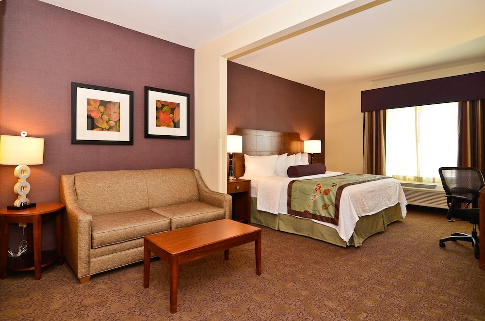 Suite, 2 Queen Beds, Non Smoking, Refrigerator & Microwave (with Sofabed)