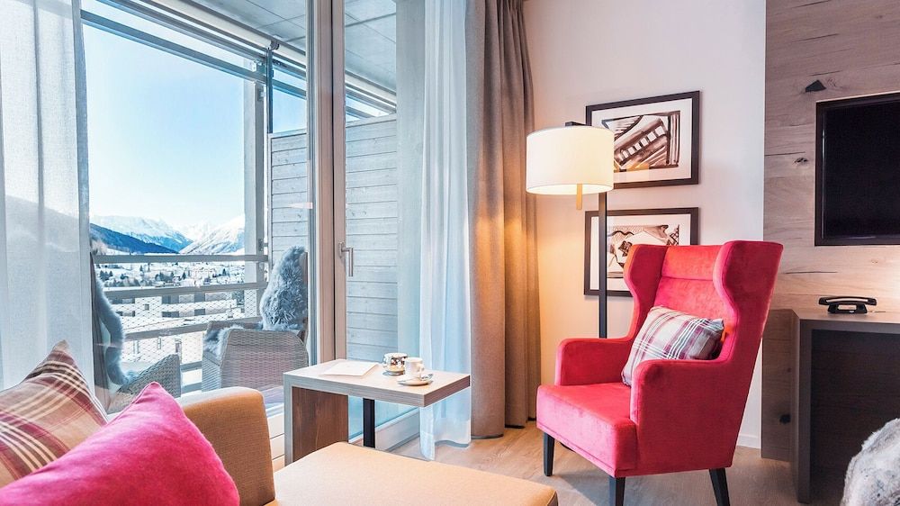 AMERON Davos Swiss Mountain Resort Premium Double Room, 2 Twin Beds, Mountain View 8