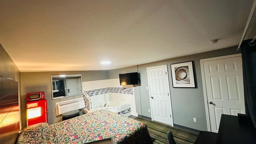King Room with Spa Bath