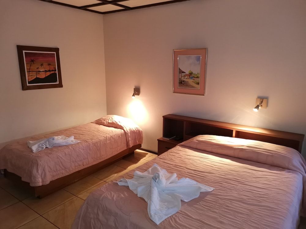 Hotel Wagelia Turrialba Standard Room, Garden View 9