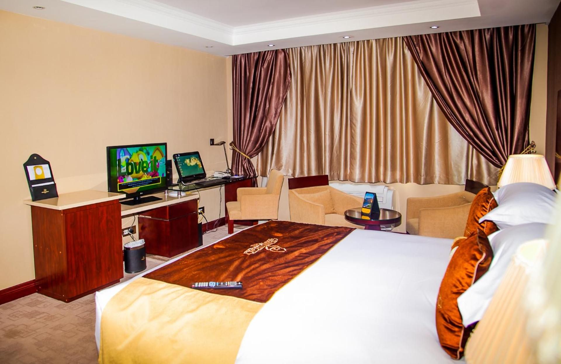 Grand Legacy Hotel Standard Double Room 2