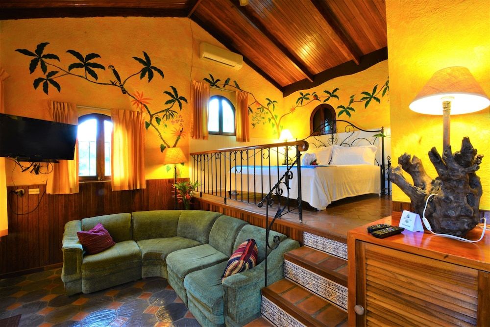 La Mansion Inn Arenal Deluxe Villa, 2 Bedrooms, Terrace, Garden View 10