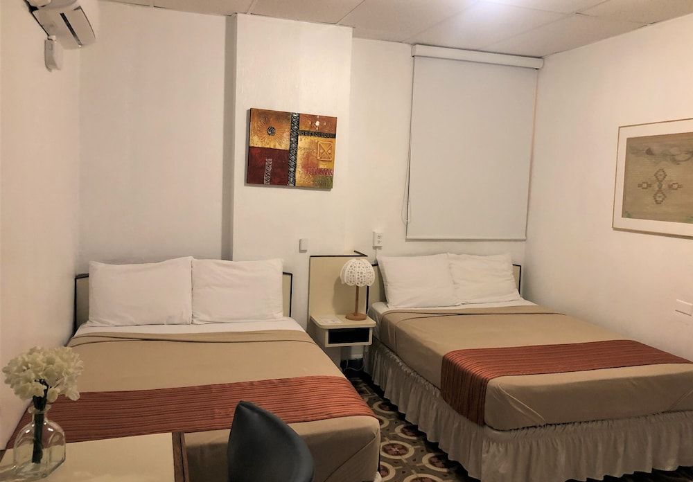 Hotel Colonial Double Room 2