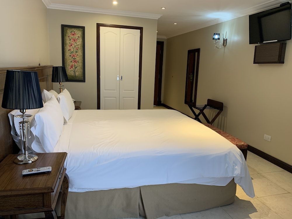 Chalten Suites Hotel Basic Double Room 2
