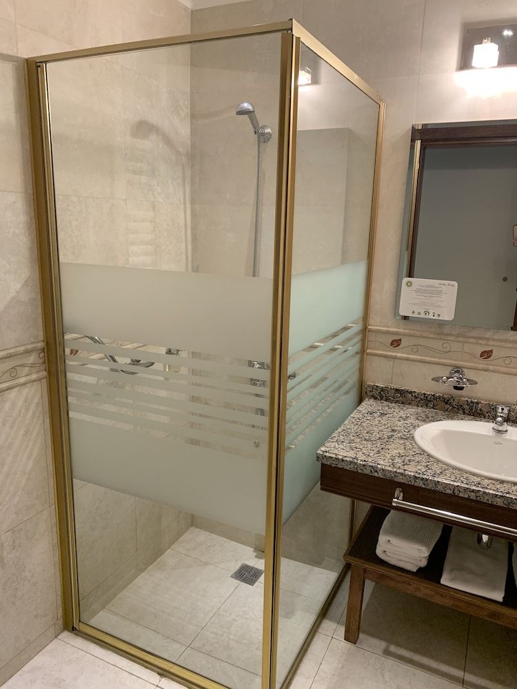 Chalten Suites Hotel Basic Double Room 6