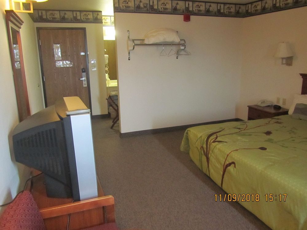 Classic Single Room