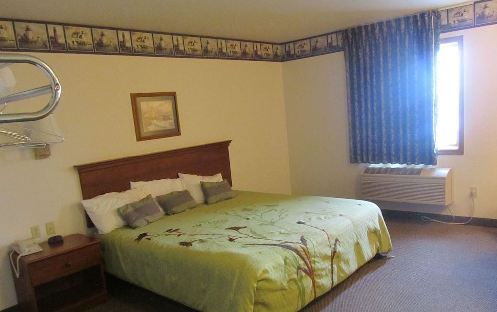 Classic Single Room