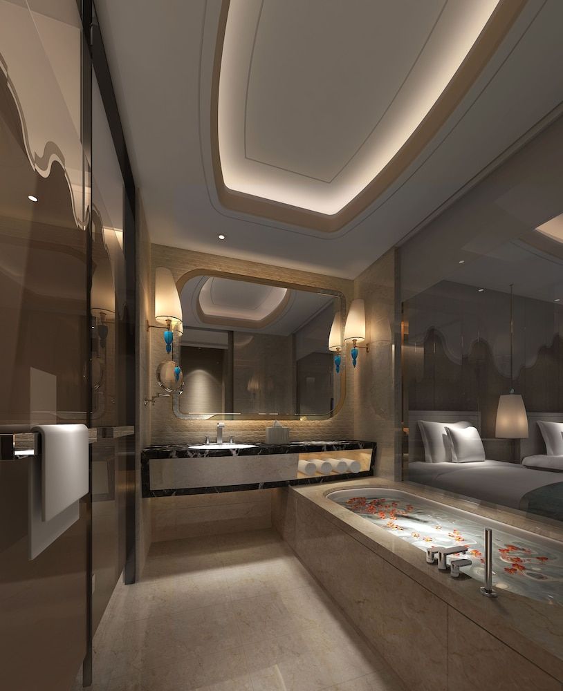 Deep Soaking Bathtub