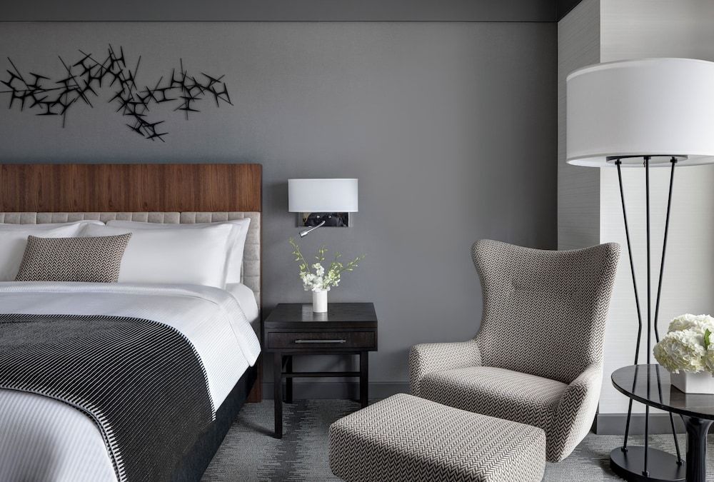 undefined Loews Chicago Hotel 10