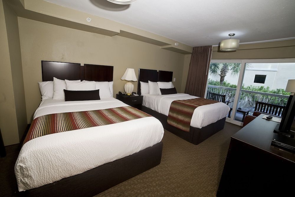 DeSoto Beach Hotel Family Suite