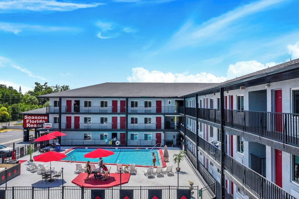 undefined Seasons Florida Resort 6