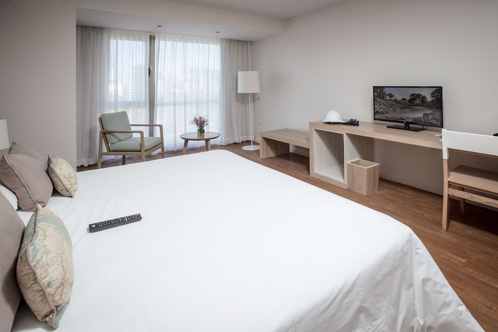 Brizo Neuquen Comfort Twin Room 3