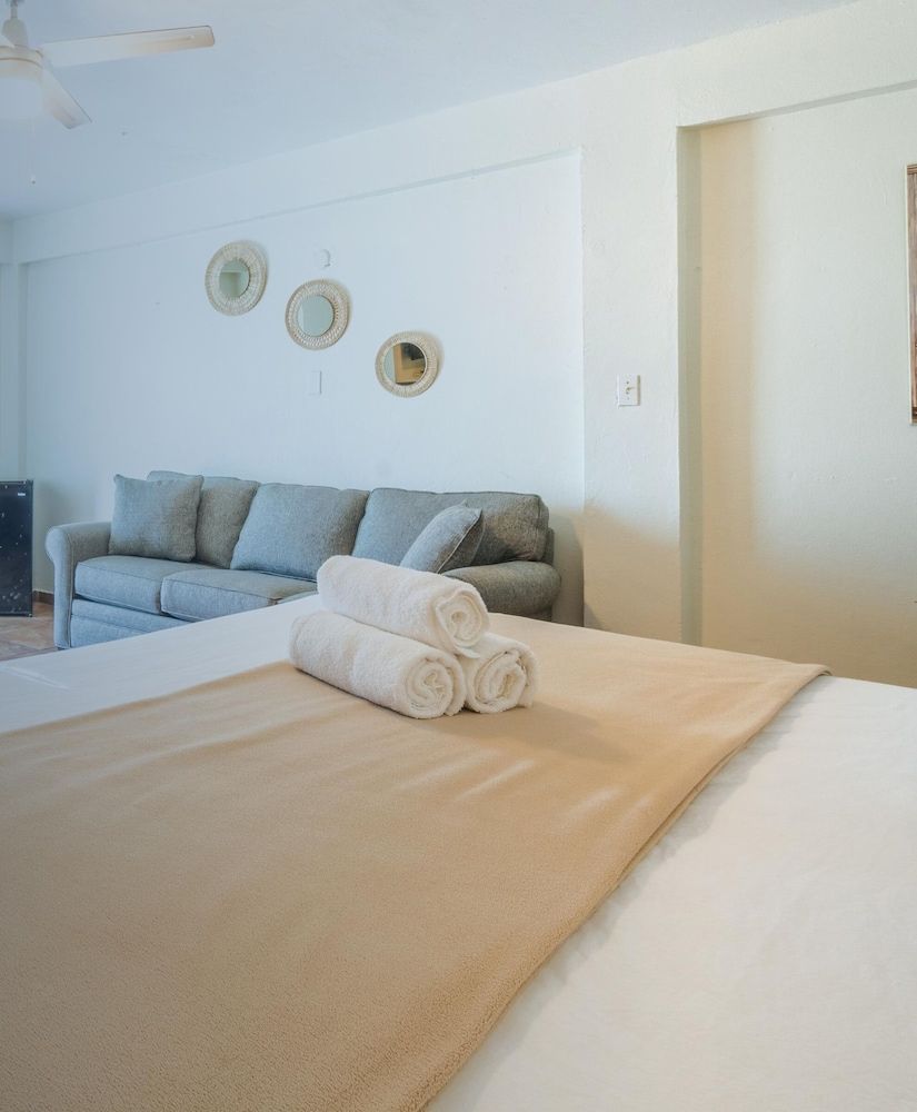 Basic Triple Room